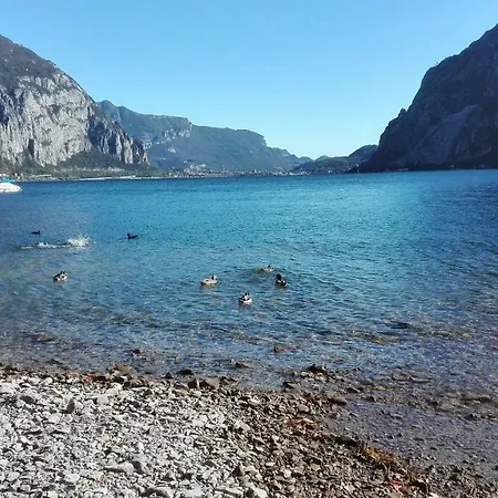 Le Di Giulia Abbadia Lariana